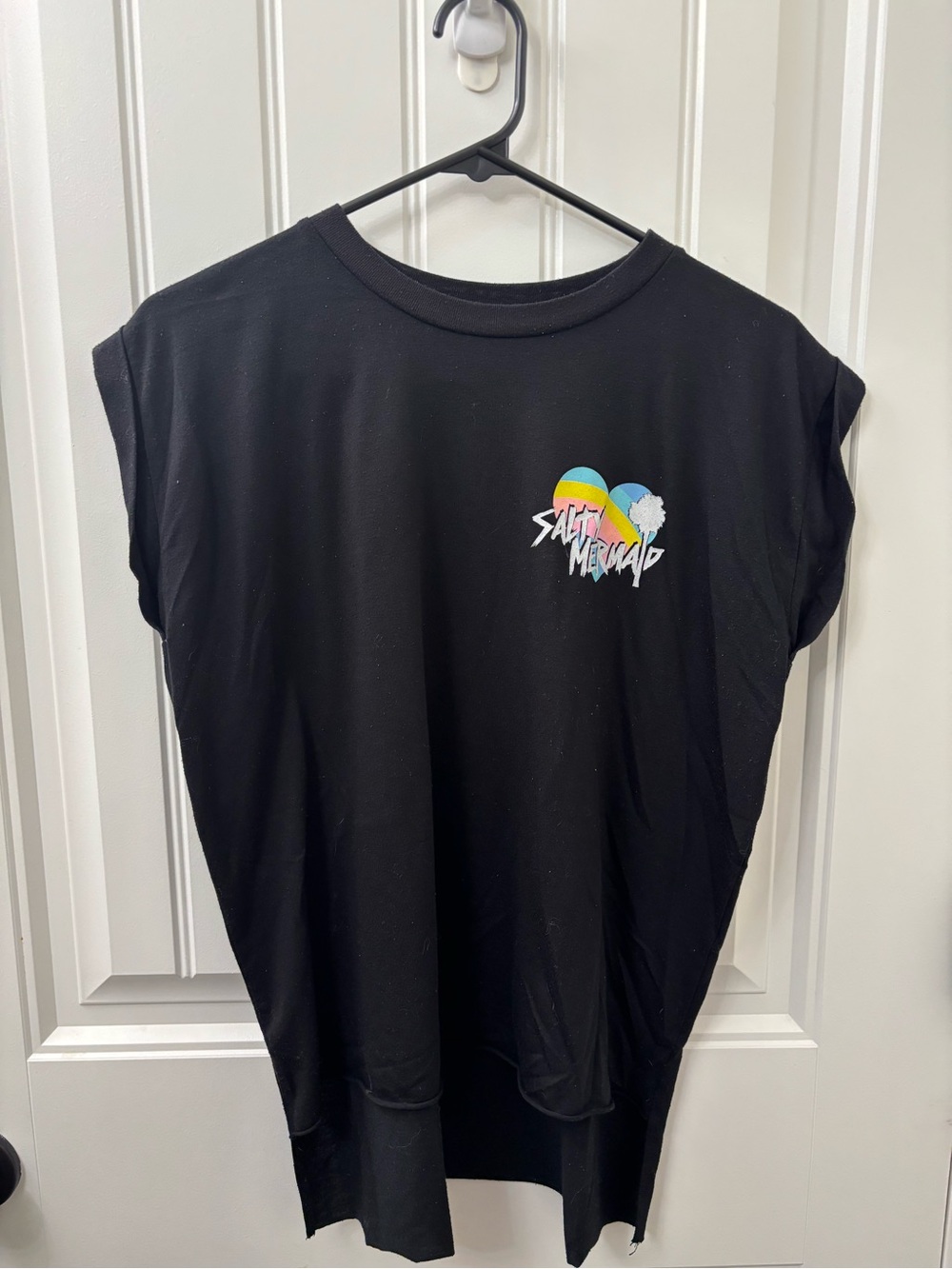 Black Short Sleeve Women's Tee with Colorful Heart Graphic